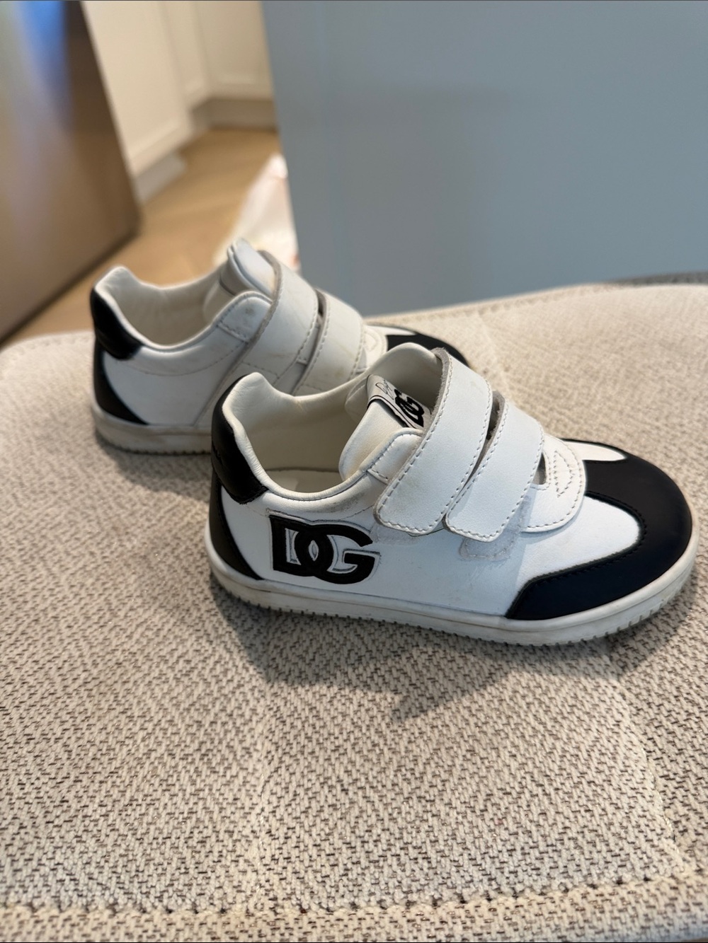 D&G Kids White and Black Velcro Sneakers